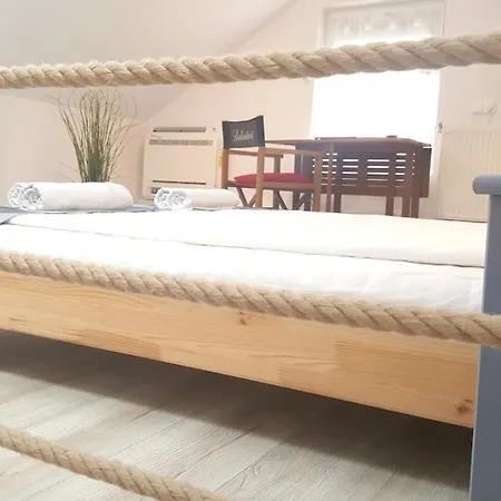 Family Surf 3 Floors Of Fun 8 Min Walk To Balatonfenyves