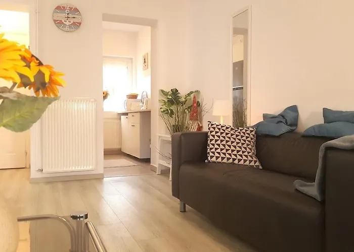 Family Surf 3 Floors Of Fun 8 Min Walk To Holiday home *