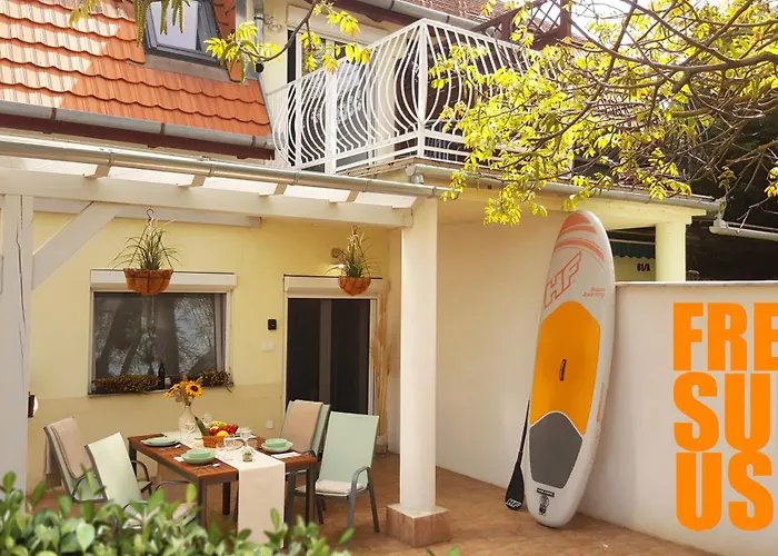 Holiday home Family Surf 3 Floors Of Fun 8 Min Walk To Balatonfenyves